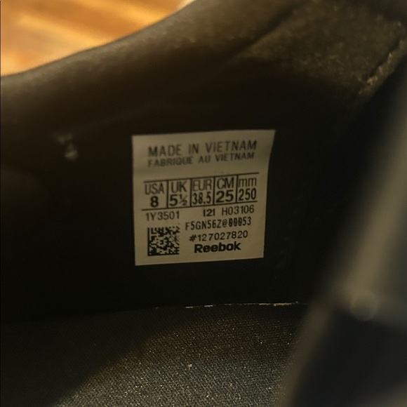 Collina Strada Black and Purple Athletic Shoes Reebok - Picture 5 of 11